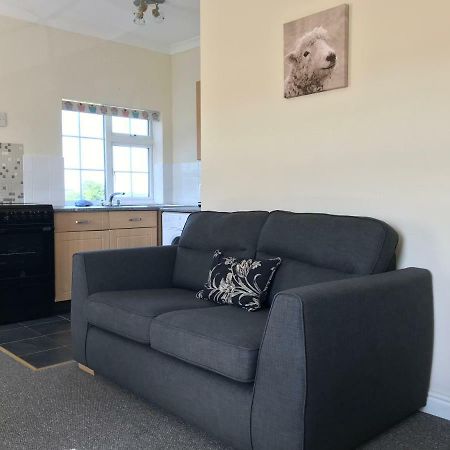 Moorhouse Farm Flat Apartment เทลฟอร์ด ภายนอก รูปภาพ